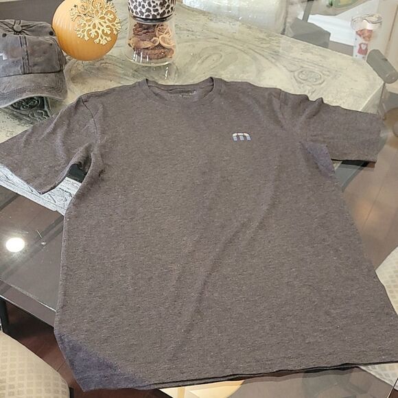 travis Matthew men's Gray Medium Tee Shirt New - Picture 2 of 6